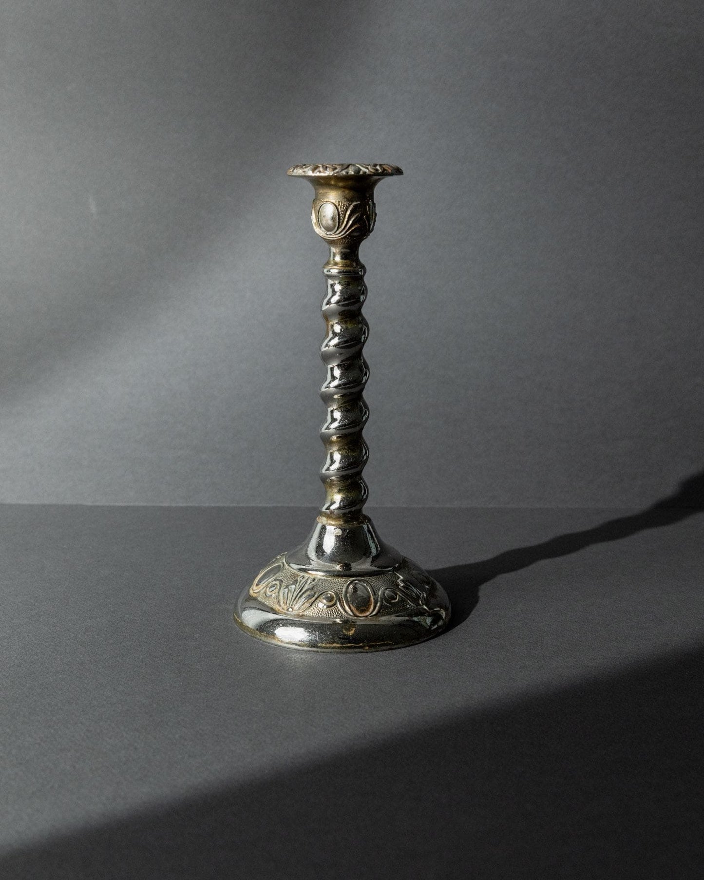 Vintage Kerzenhalter Twisted Victorian Design England zeitlos elegant