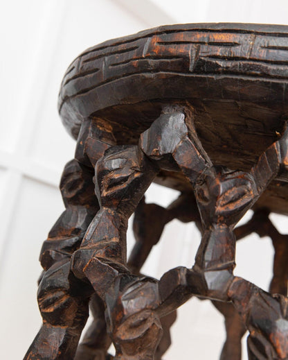 Vintage Bamileke Hocker aus Kamerun, handgeschnitzt mit Spinnenmotiv