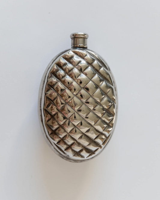 Vintage Versilberter Flachmann in Tannenzapfenform aus den 1950ern
