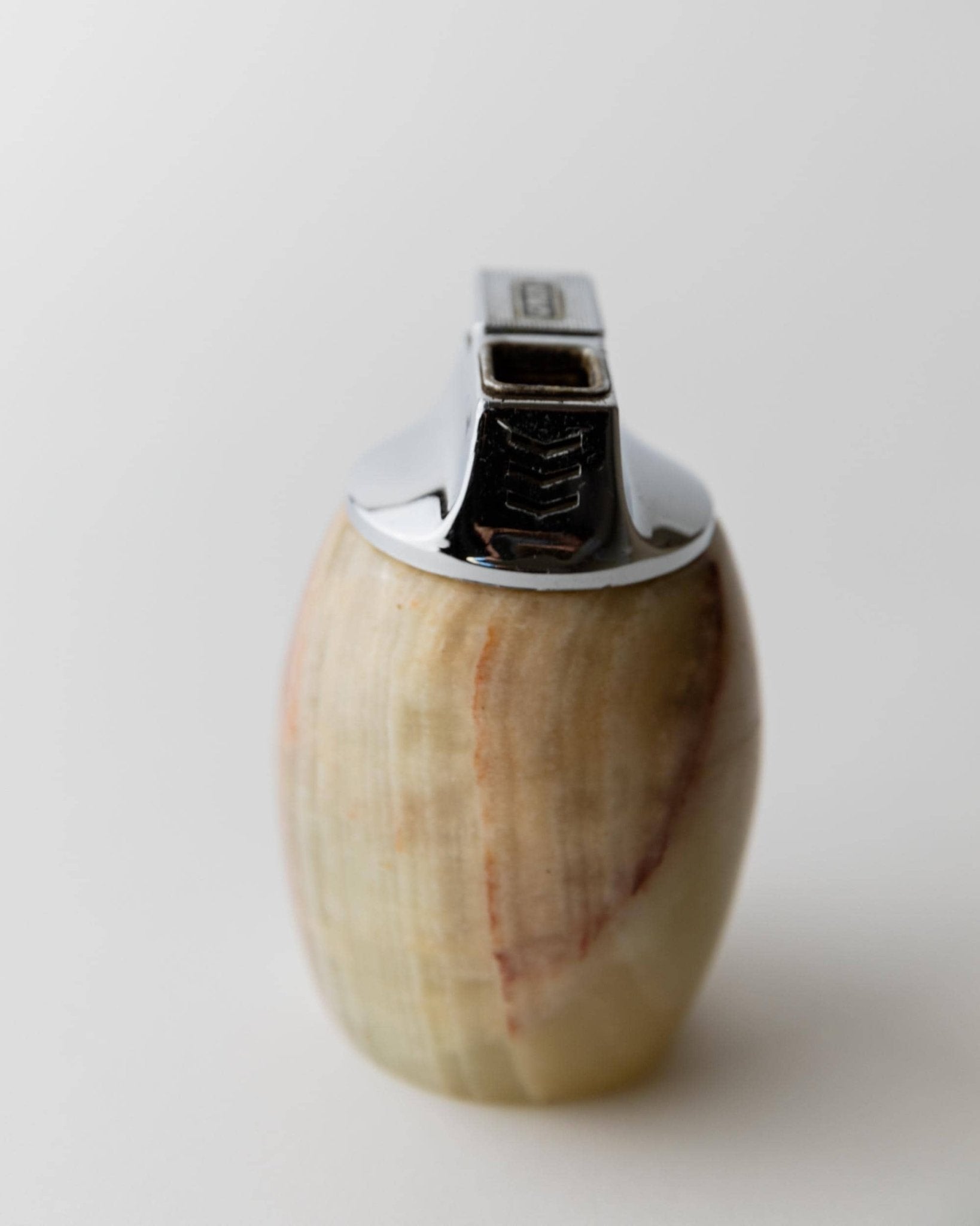 Vintage Tischfeuerzeug aus Alabaster von Piezo