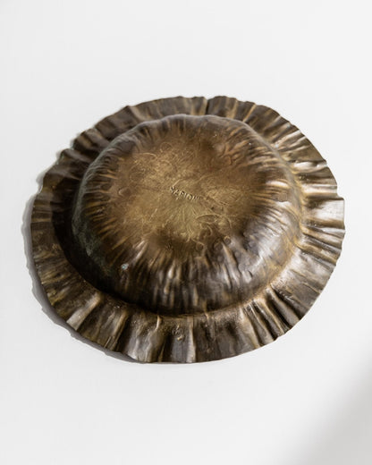 Vintage Schale Flower Relief von Marioni für Marioni Italy