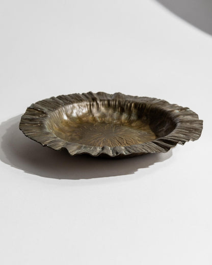 Vintage Schale Flower Relief von Marioni für Marioni Italy