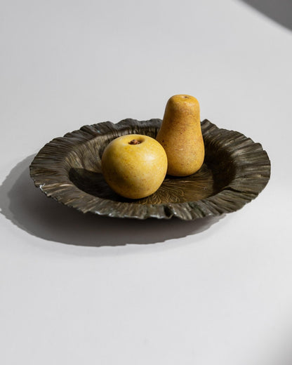 Vintage Schale Flower Relief von Marioni für Marioni Italy