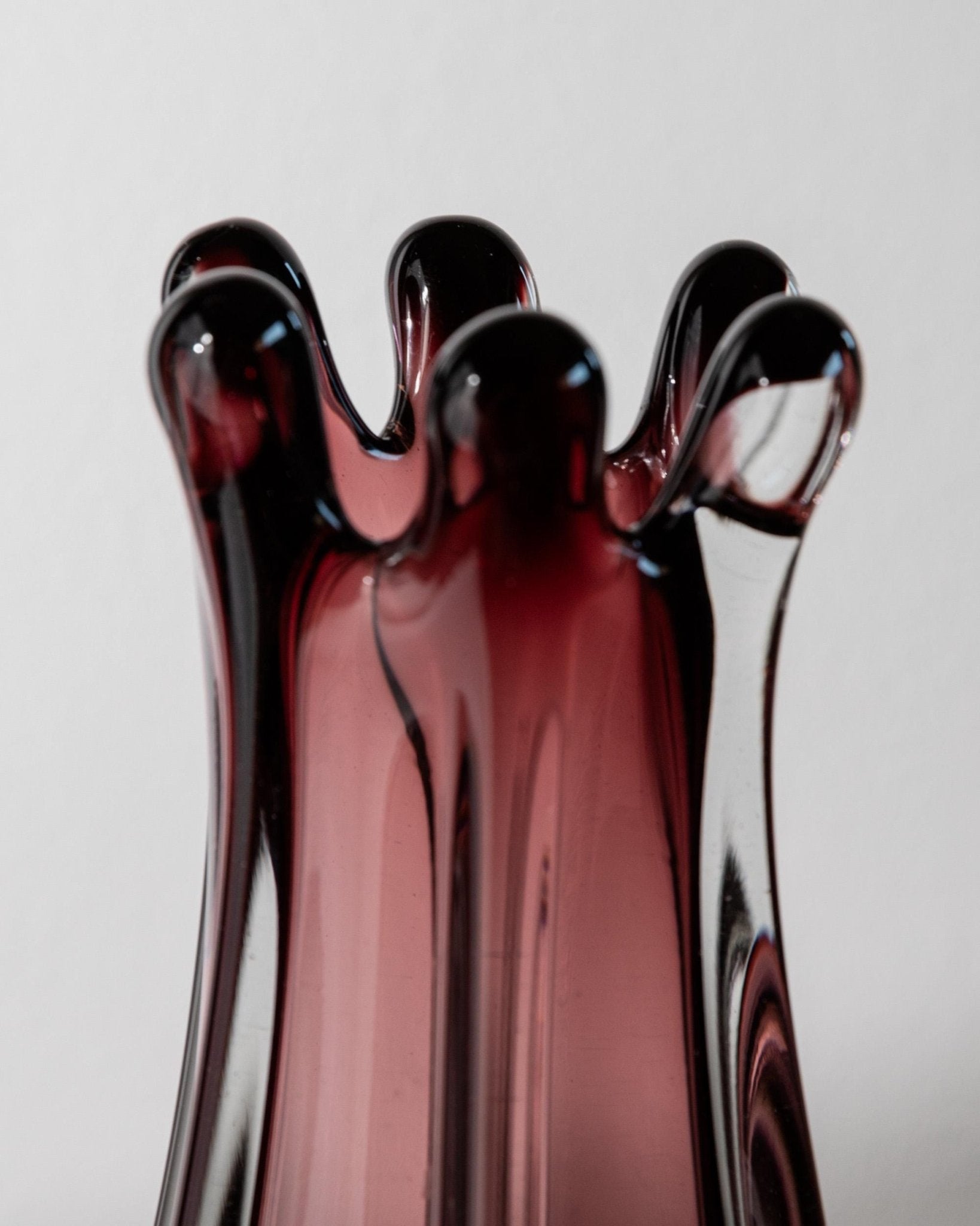 Vintage Murano Glasvase, organische Form in Beerentönen, 1960er Jahre