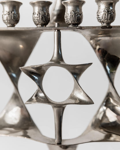 Vintage Menorah mit drehbarem Davidstern, versilbert, Judaica Dekor, 1960er Jahre
