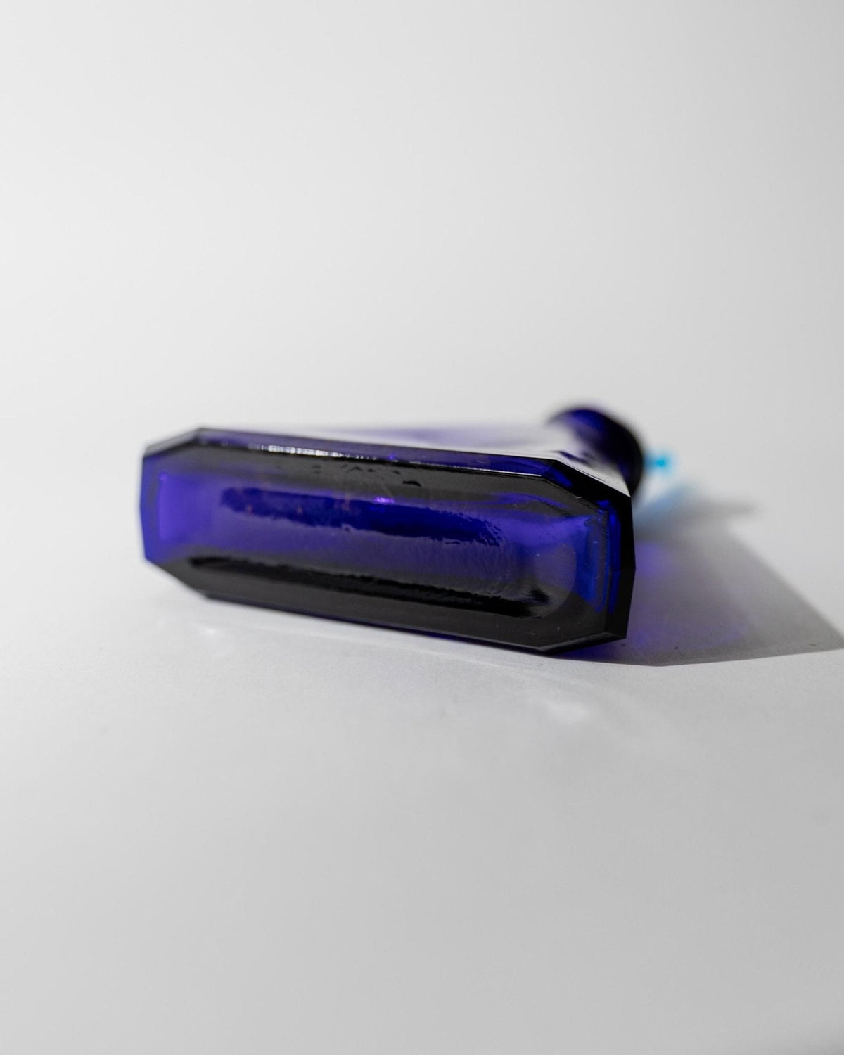 Vintage Murano Glas Karaffe, royal blau, dreieckig, 1960er Jahre