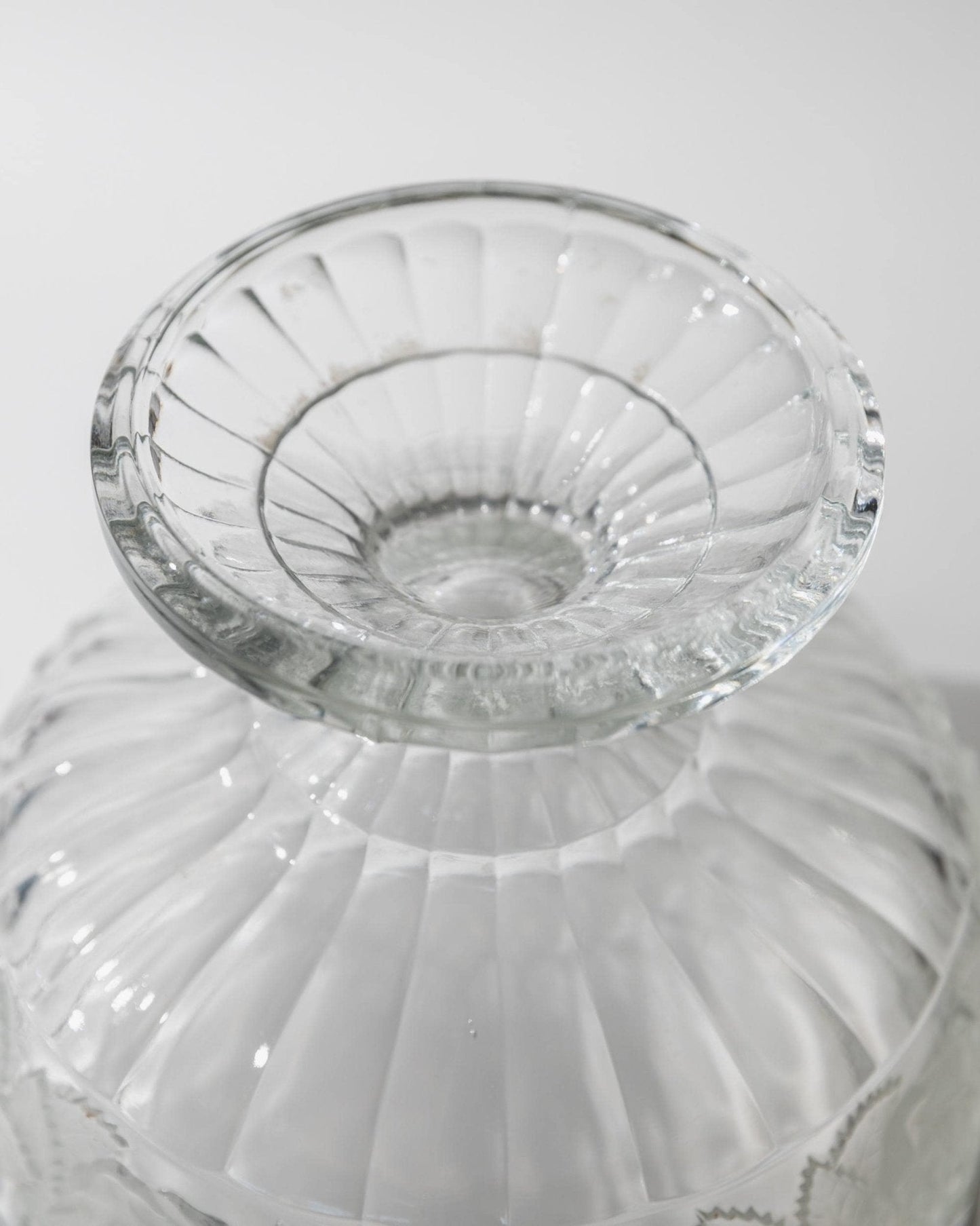 Vintage Glasschale auf Fuß, floral texturiert, 1960er Jahre
