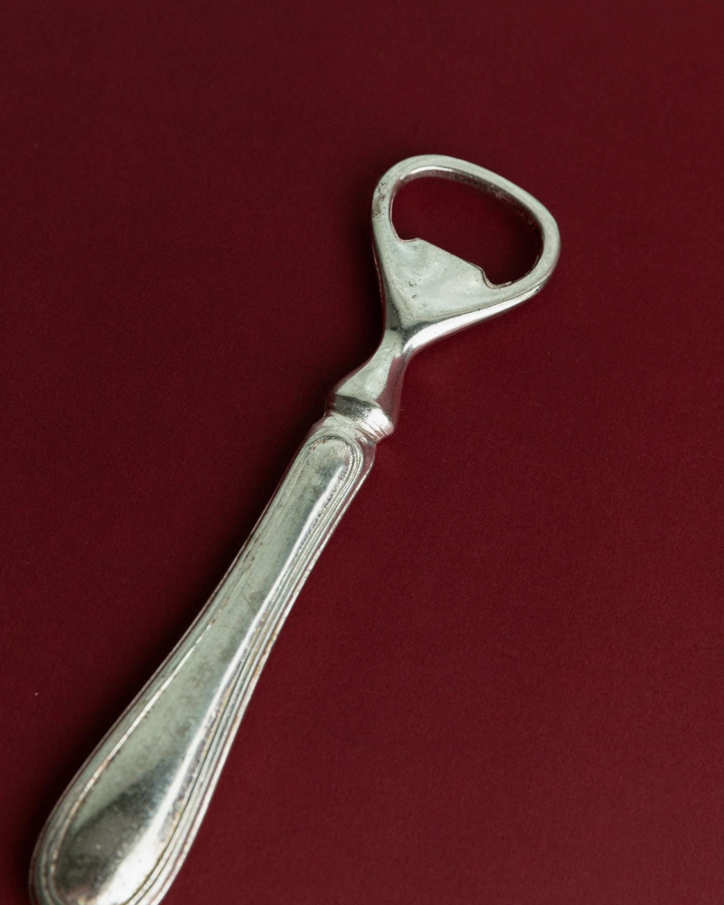 Vintage Flaschenöffner versilbert 1960er minimal klassisch zeitlos elegantes Bar-Accessoire