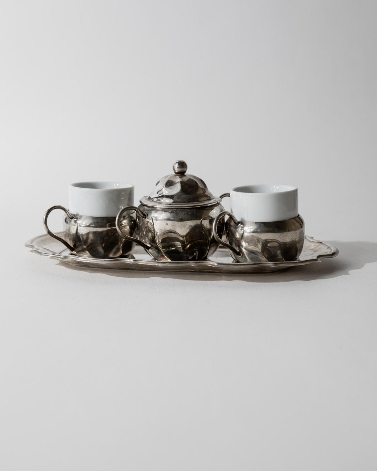Vintage versilbertes Kaffeeset mit zwei Espressotassen, Zuckerdose und Tablett, 1960er