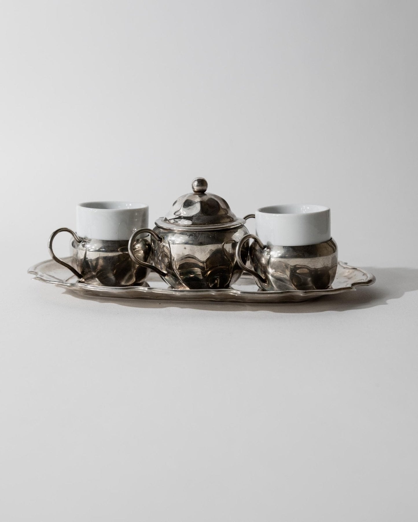 Vintage versilbertes Kaffeeset mit zwei Espressotassen, Zuckerdose und Tablett, 1960er