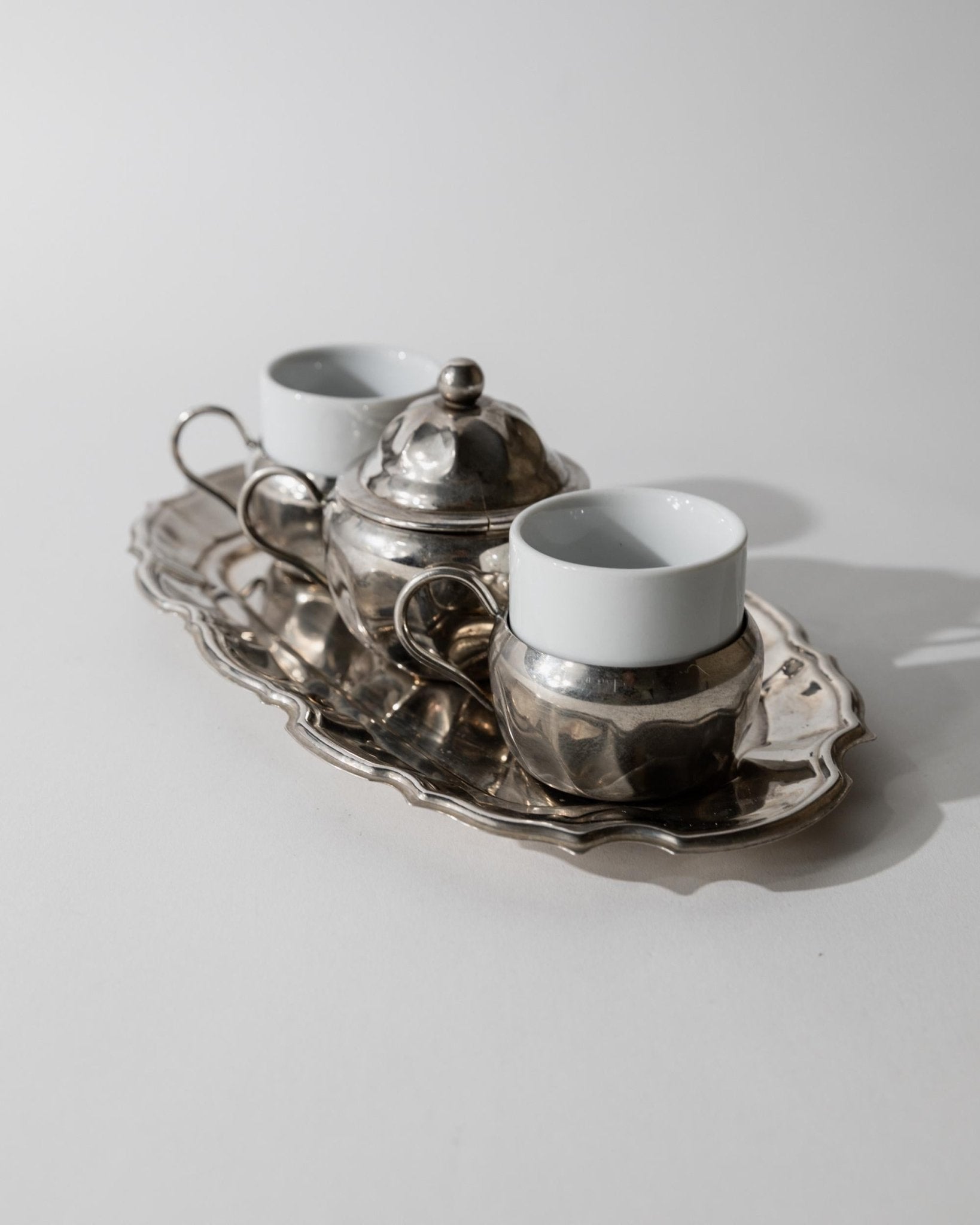 Vintage versilbertes Kaffeeset mit zwei Espressotassen, Zuckerdose und Tablett, 1960er