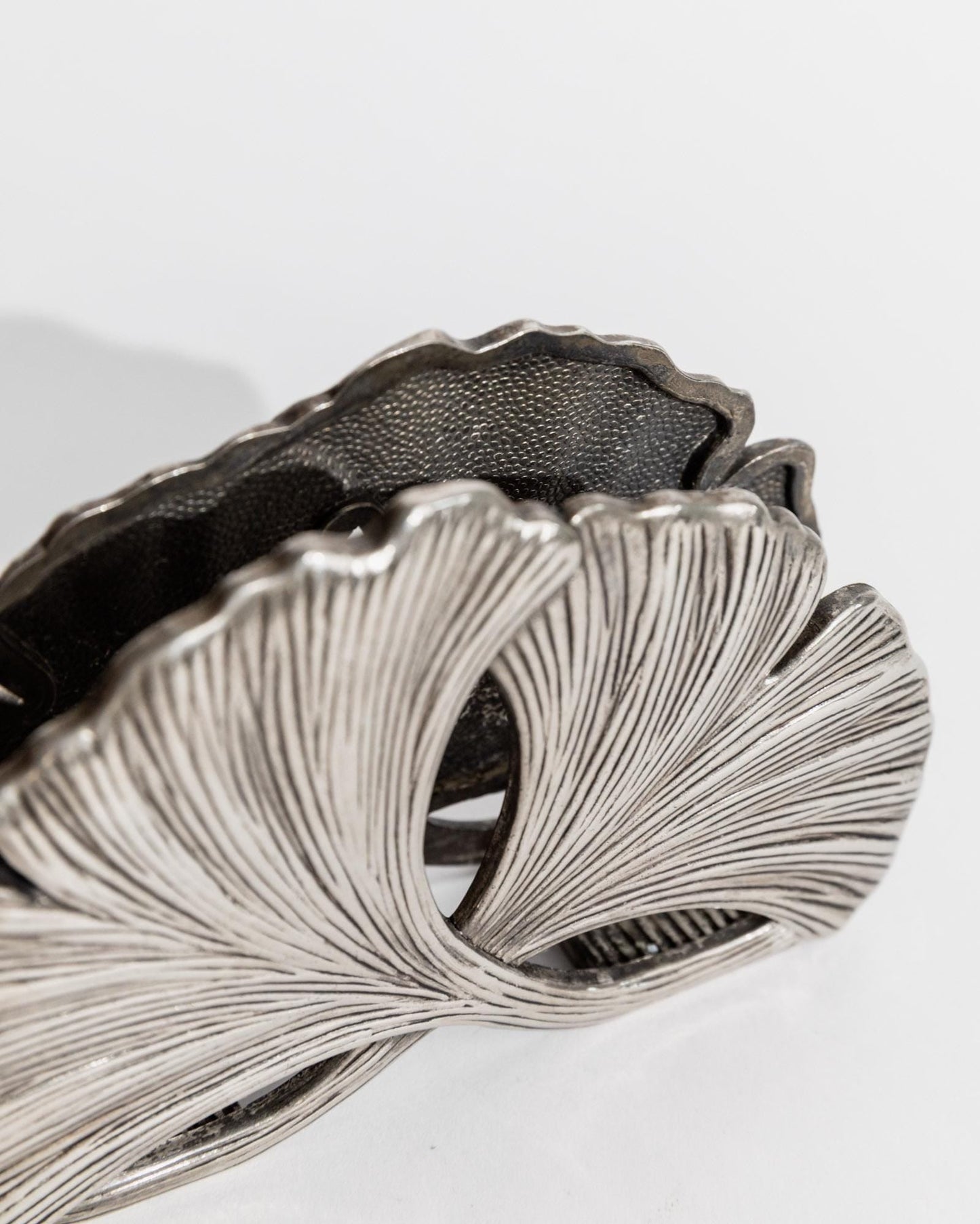 Vintage Halter Ginkgo-Motiv von Silea