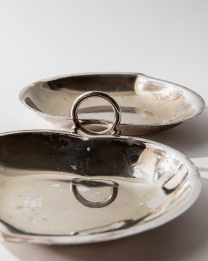 Vintage Vide-Poche-Schale Doppelschale mit Ringgriff versilbert, Patina, Dekoration