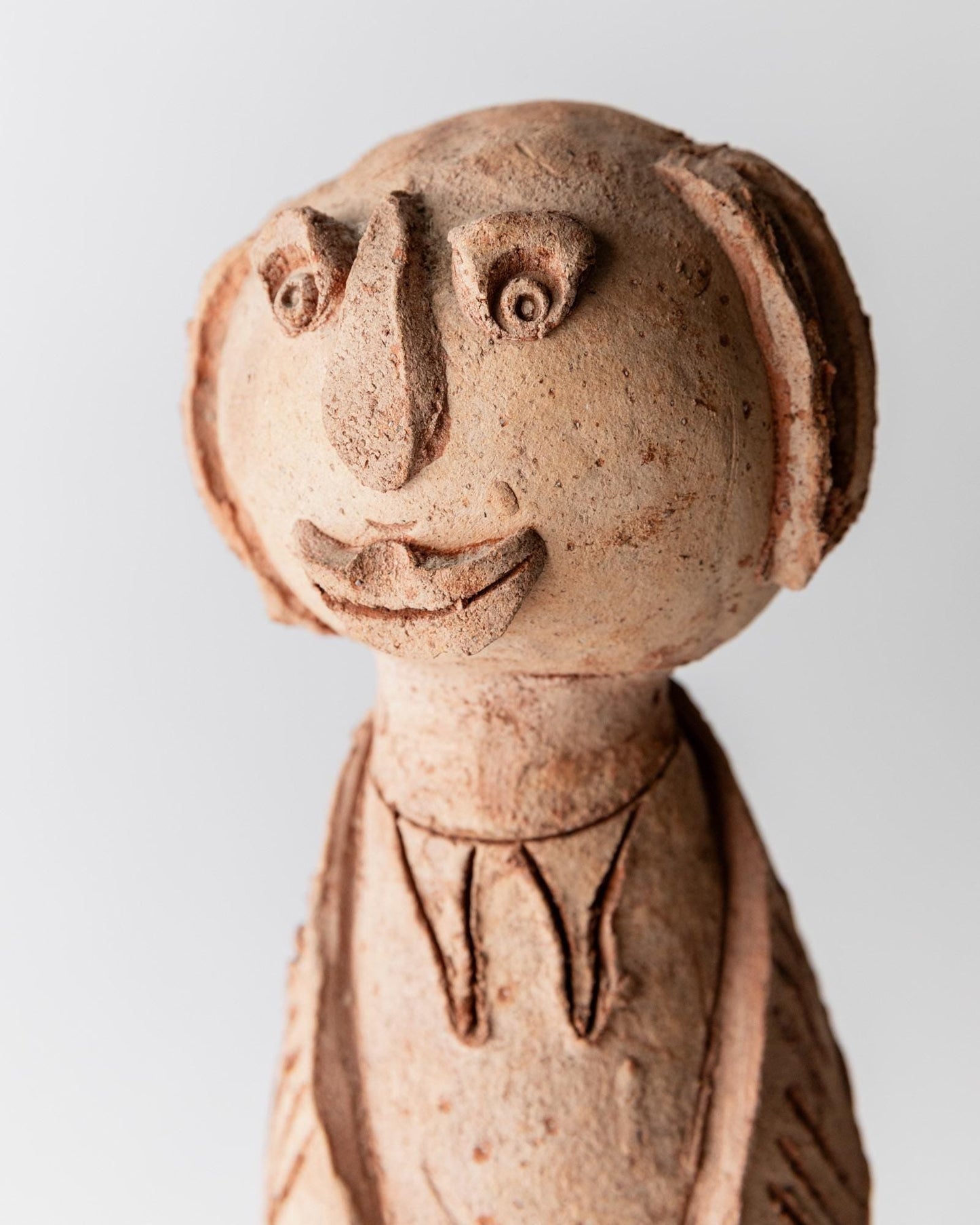 Vintage Terrakotta Keramik Skulptur Naive Figur Unikat Terrakotta-Töne Keramik Kunst