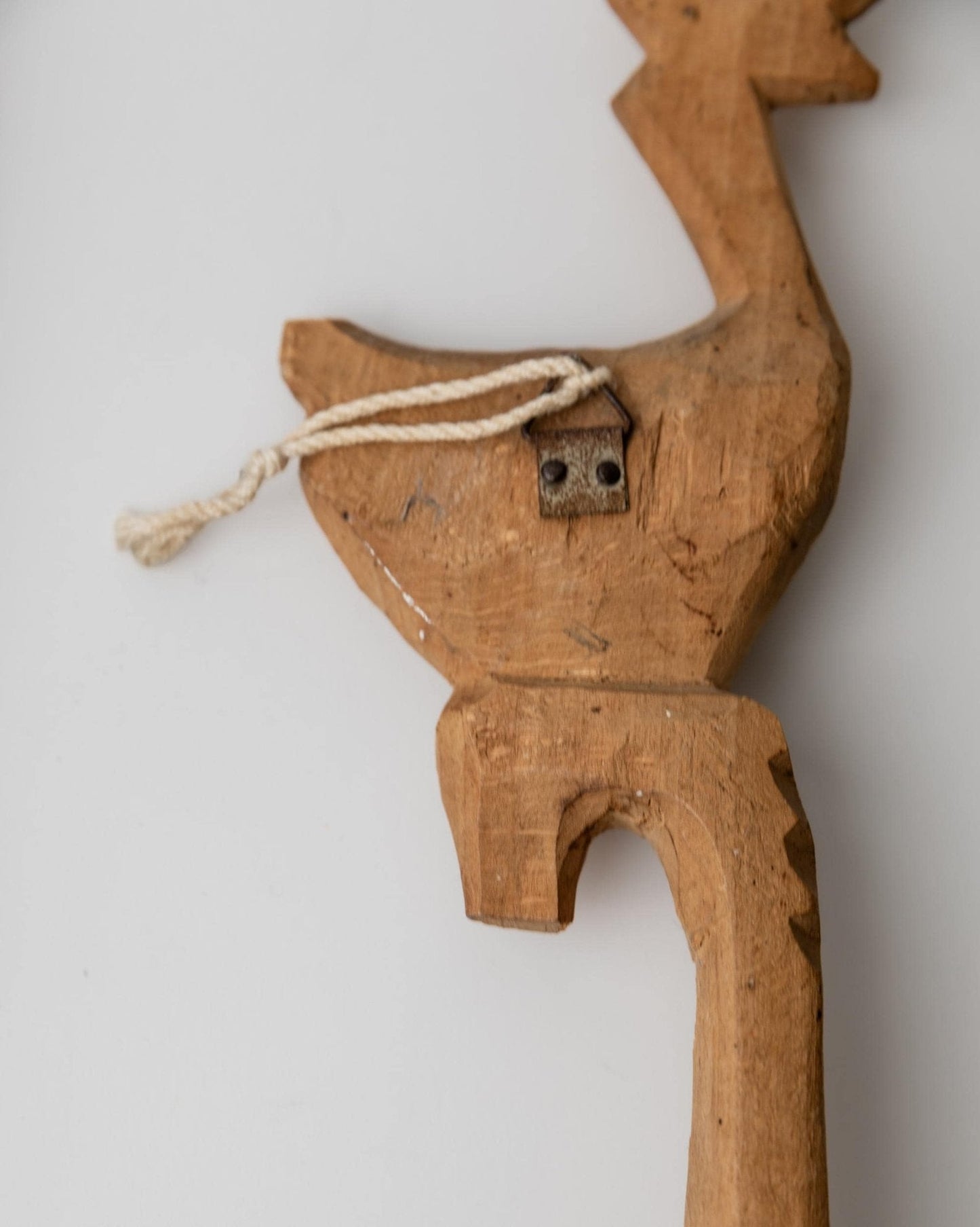 Vintage Besteck Skulpturen aus Holz, handgeschnitzte Gabel und Löffel mit Hahn, Italienische Volkskunst