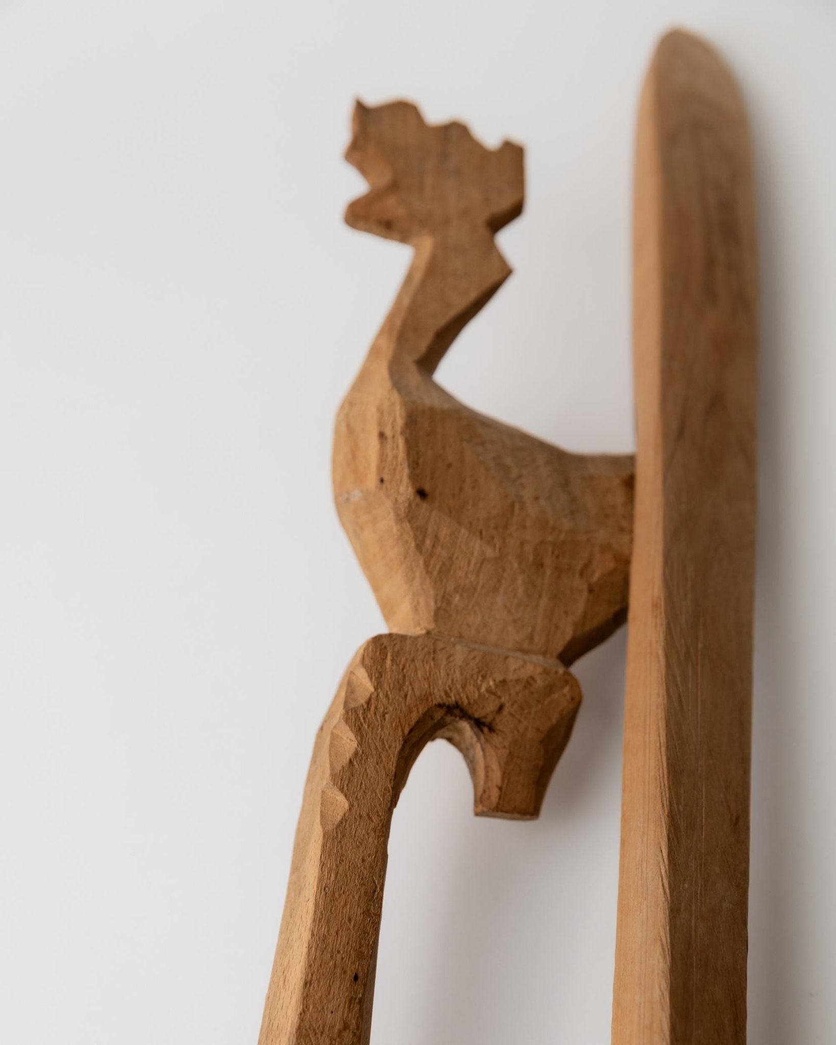 Vintage Besteck Skulpturen aus Holz, handgeschnitzte Gabel und Löffel mit Hahn, Italienische Volkskunst