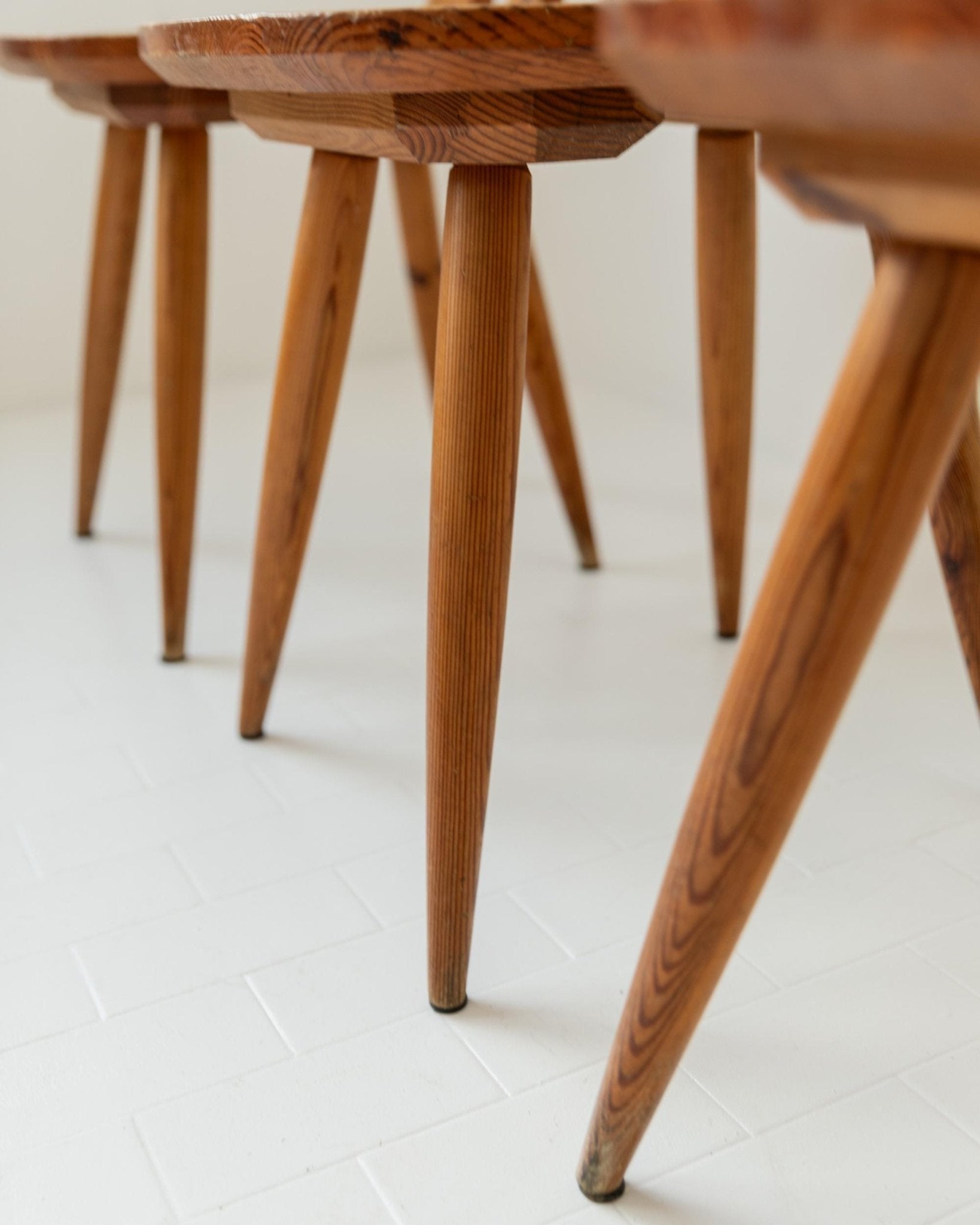 Set von 3 Vintage Bauernhausstuhl aus Massivholz im Folk-Stil, 1960er