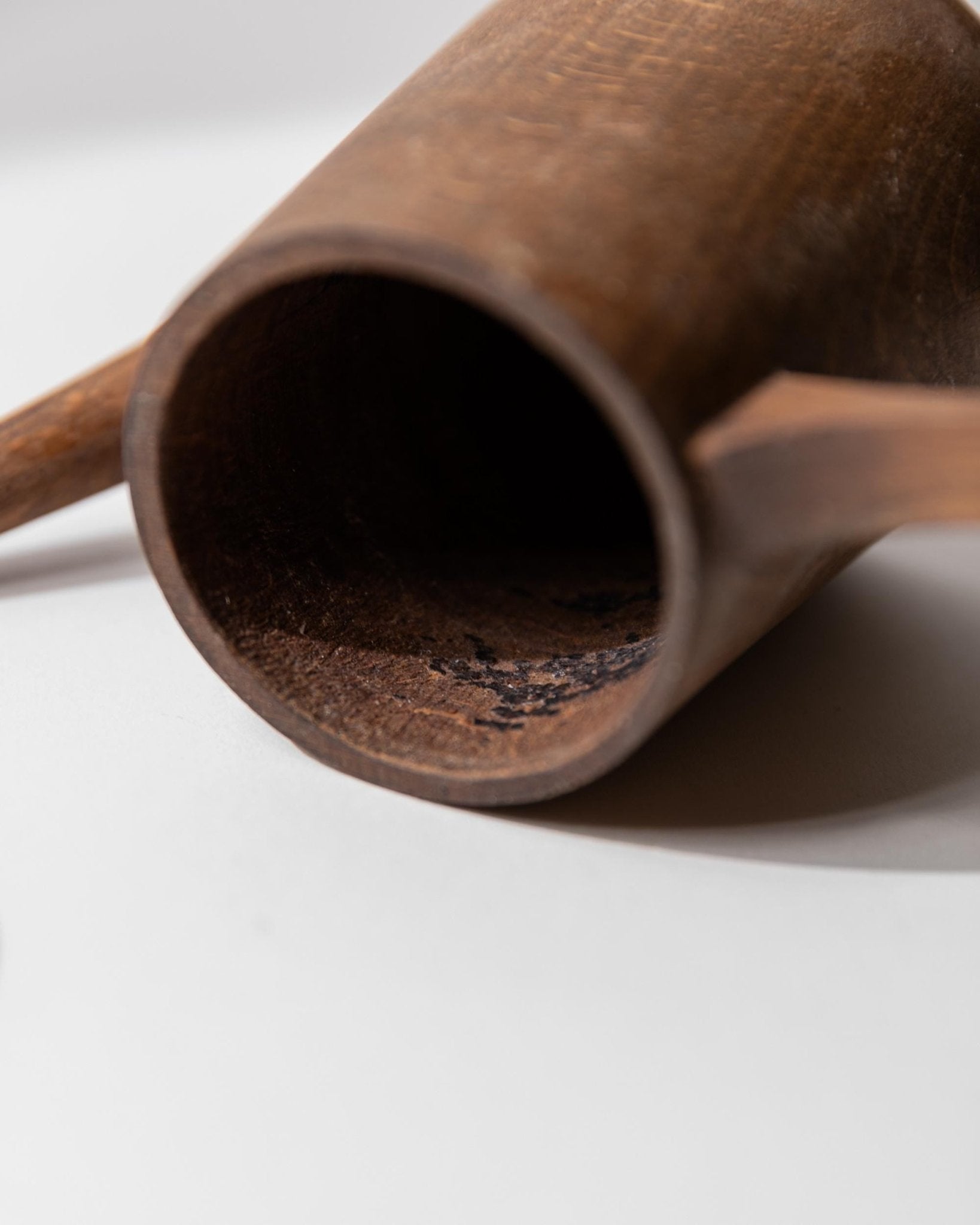 Vintage Krug aus Holz, handgeschnitzt, rustikale Volkskunst