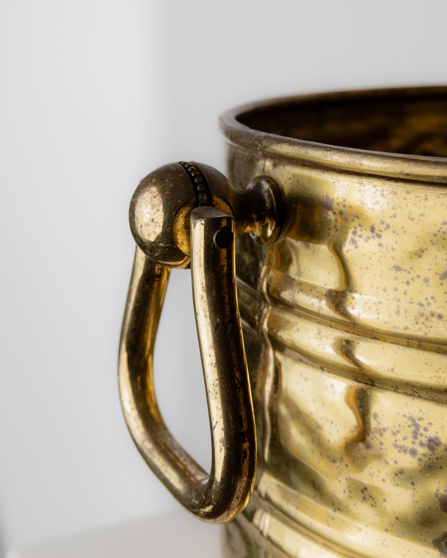 Vintage Pflanzgefäß oder Weinkühler Messing groß mit Griffen