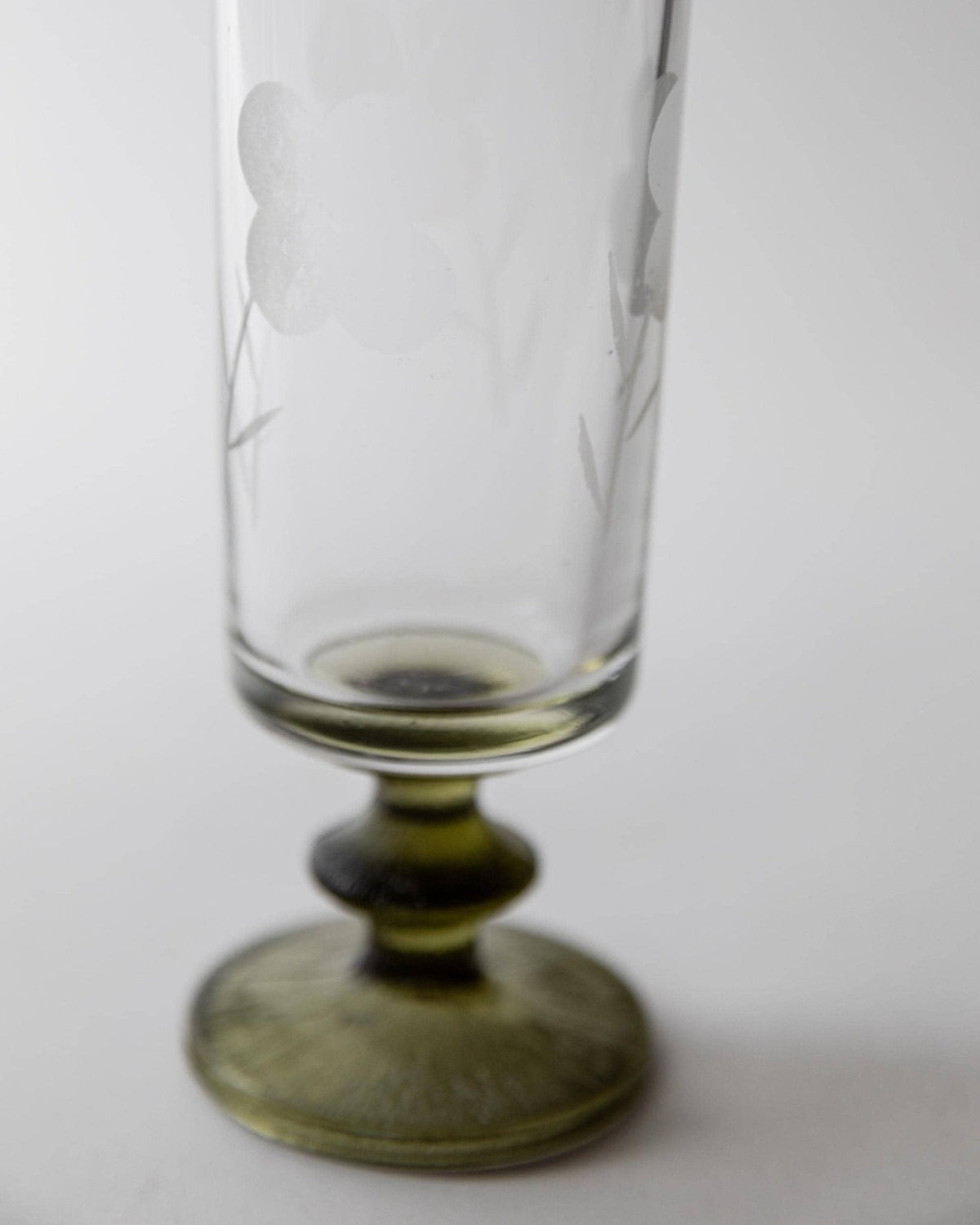 Set von 4 Vintage Champagnergläser mit olivgrünem Stiel, Italien 1970er