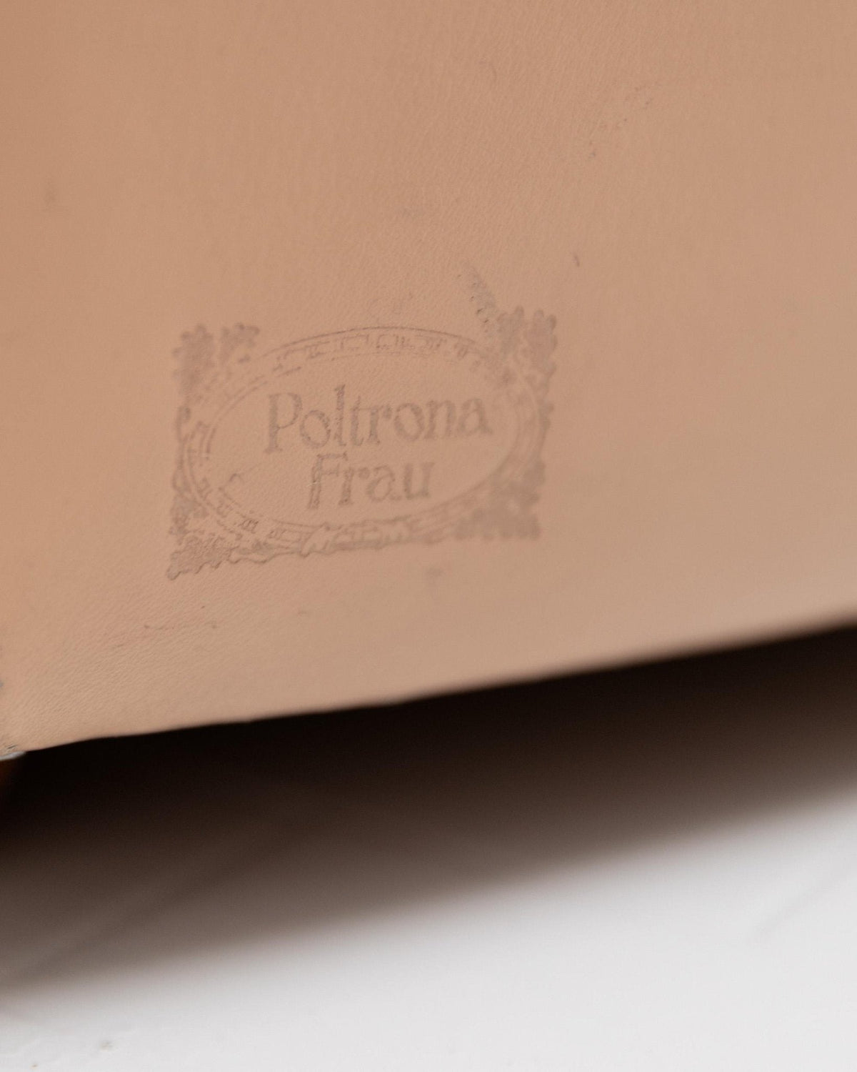 Vintage Sofa Petronio von Tito Agnoli für Poltrona Frau Blush Leder