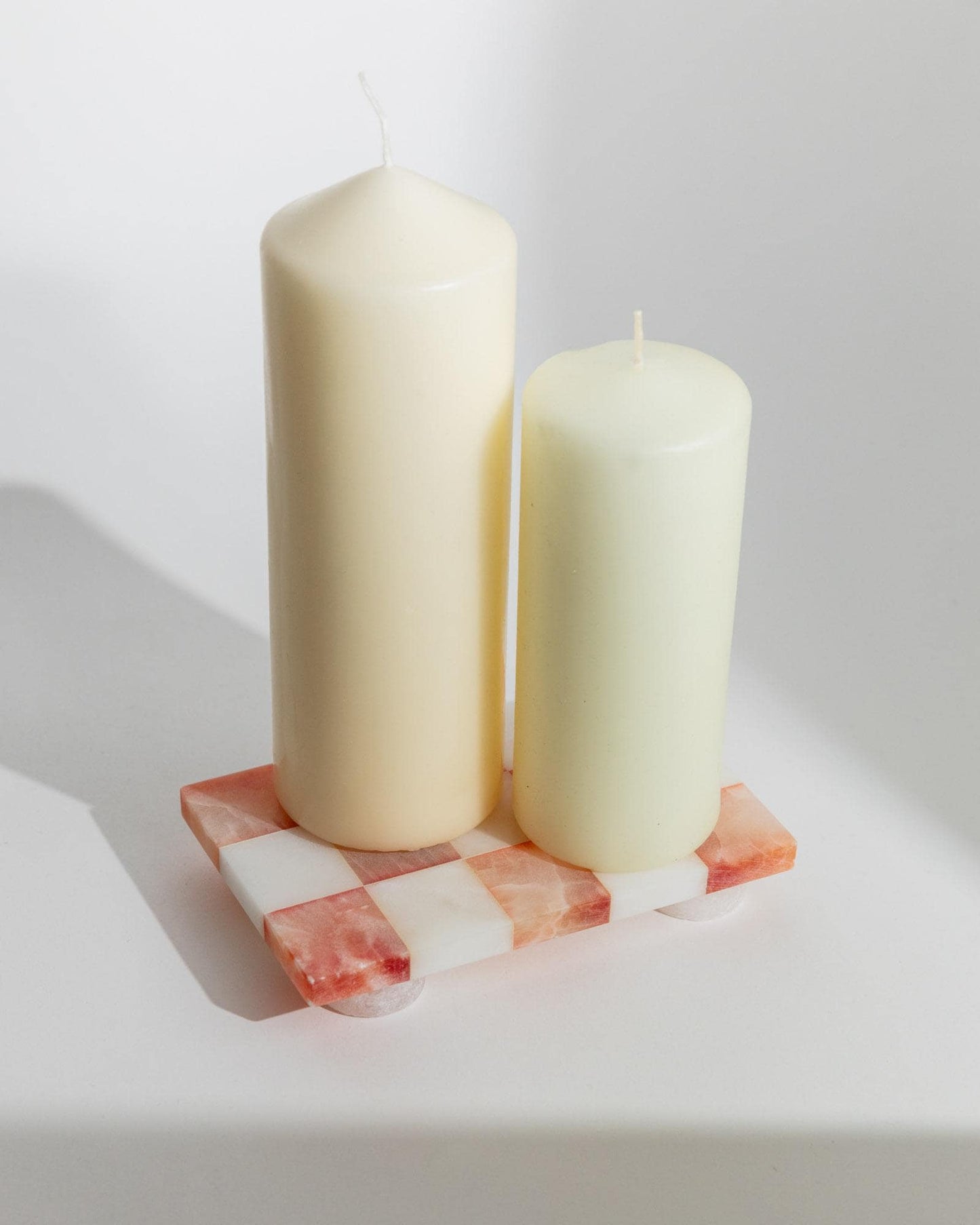 Vintage Tablett aus Marmor mit Füßen, rosa-weiß kariert, Retro, für Kerzen oder Getränke