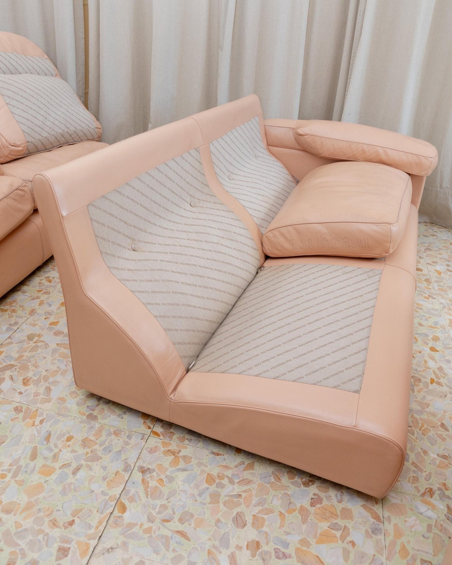Vintage Sofa Petronio von Tito Agnoli für Poltrona Frau Blush Rosa Leder