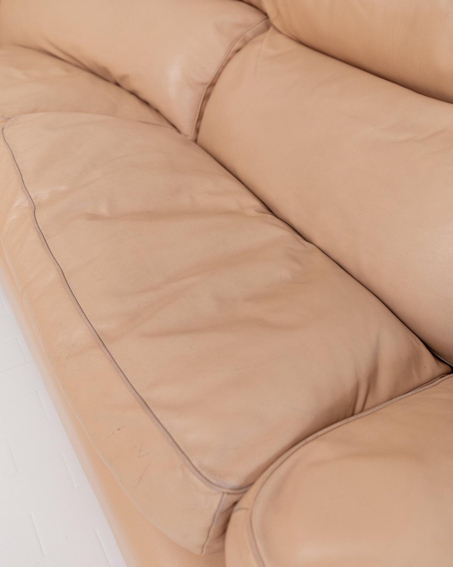 Vintage Sofa Petronio von Tito Agnoli für Poltrona Frau Blush Rosa Leder