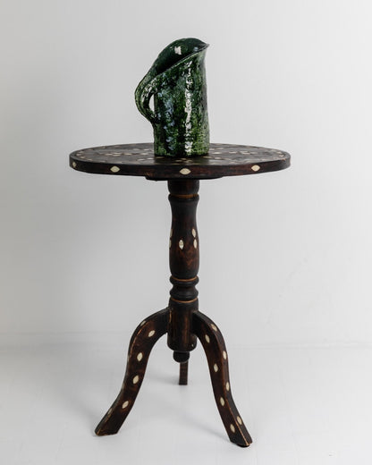 Vintage Studio Pottery Vase mit grüner Glasur und strukturierter Oberfläche, 1970er