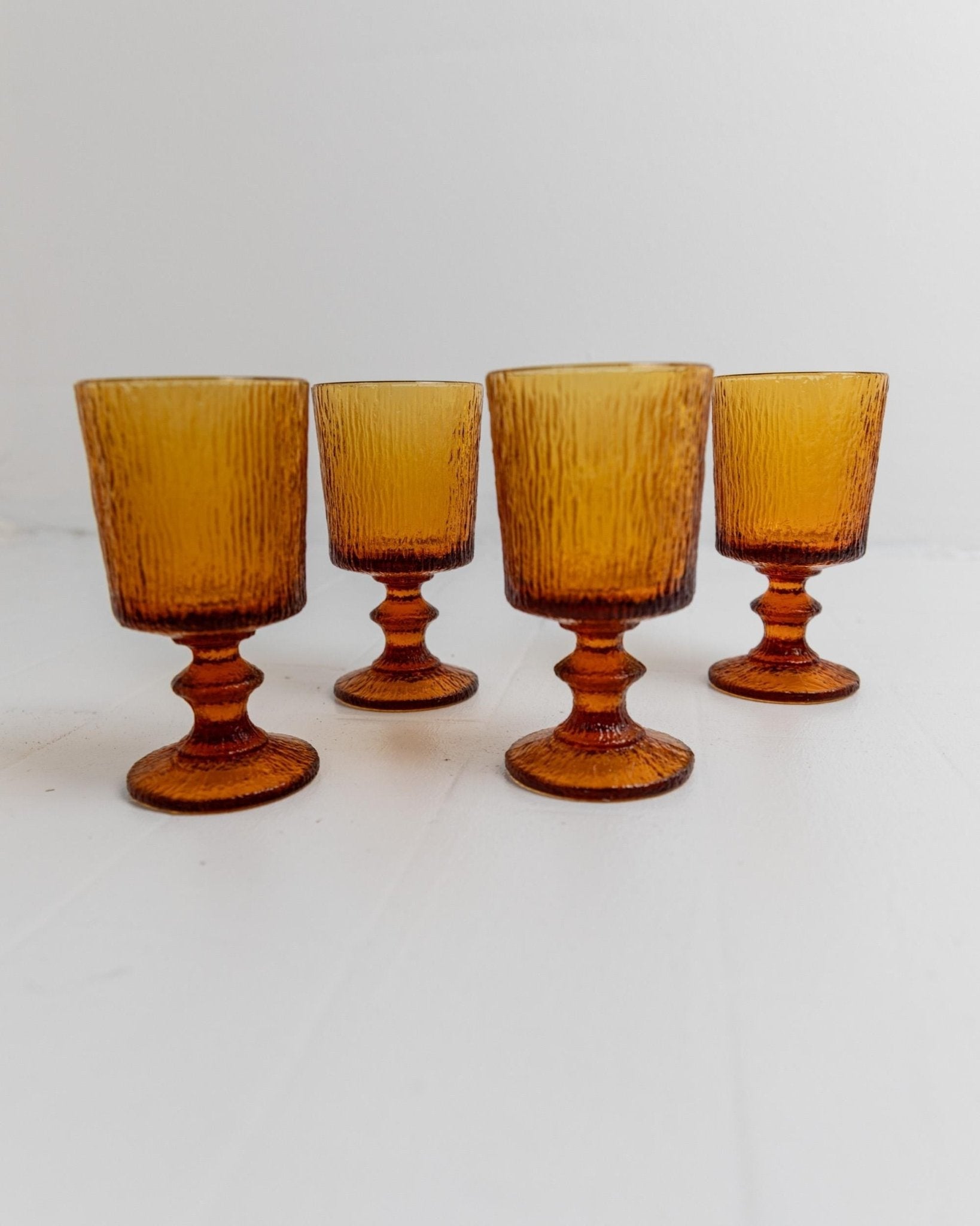 Set von 4 Vintage Weingläser von Timo Sarpaneva für Iittala, Bernsteinfarben