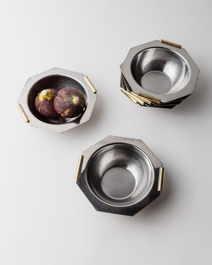 Vintage Schale Set von 8 mit goldenen Griffen
