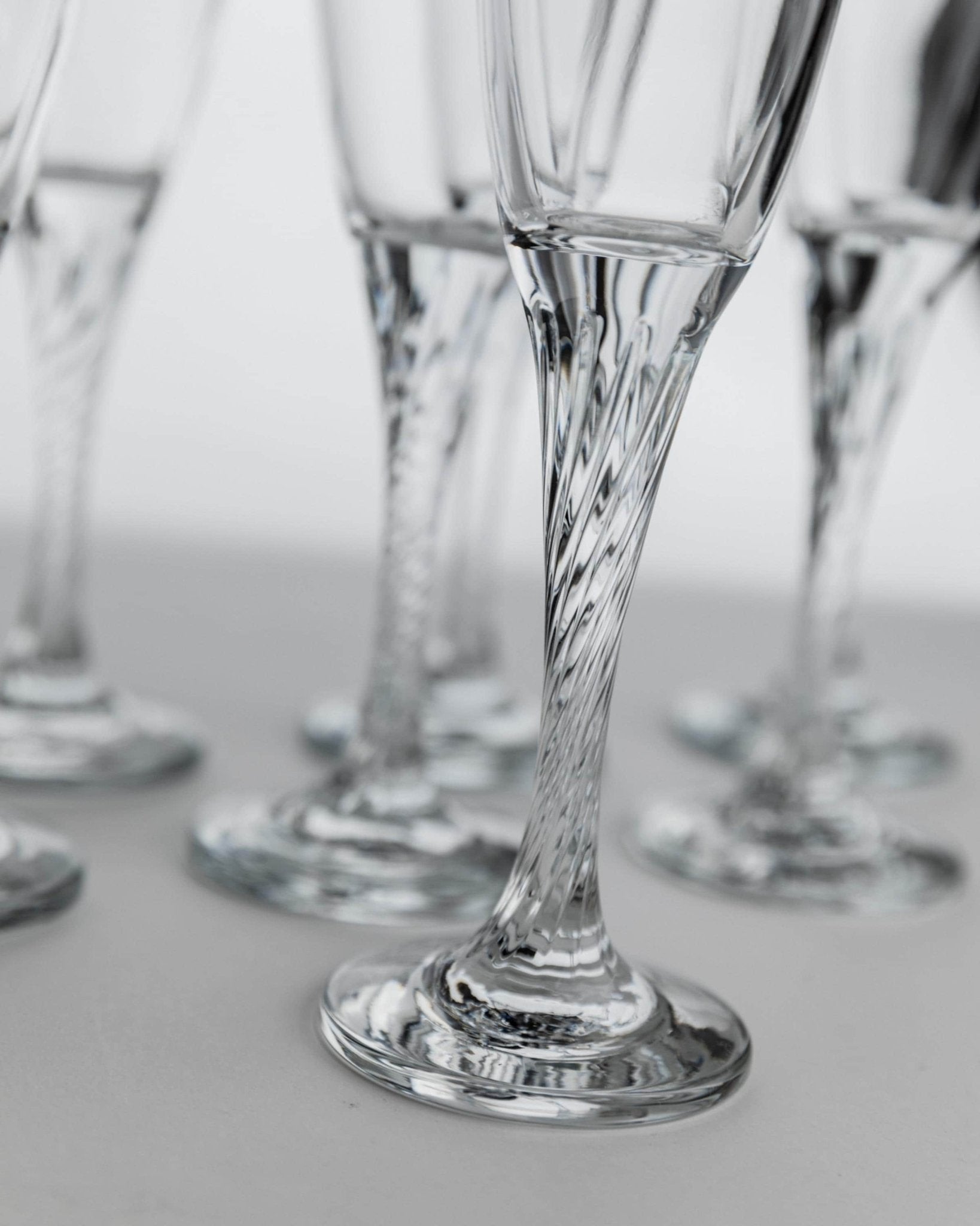 Vintage Champagnerglas Set von 8, geschwungener Stiel, klar, Geschenkidee