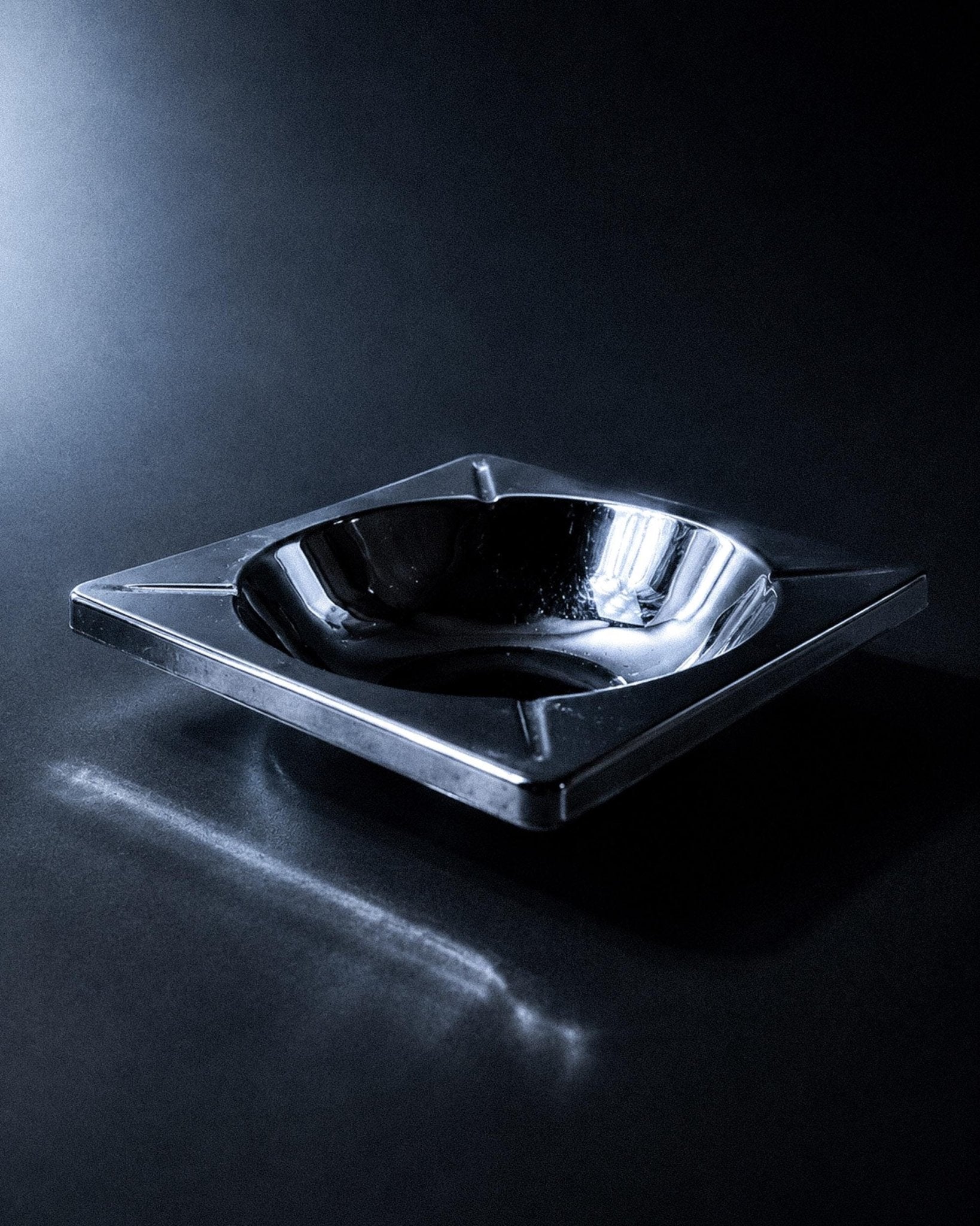 Vintage Aschenbecher aus Chrom, quadratisch, brutalistisches Design