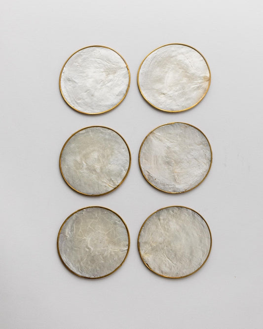 Vintage Untersetzer Set von 6 Perlmutt mit Messingrand und Korkboden VintagePerlmutt