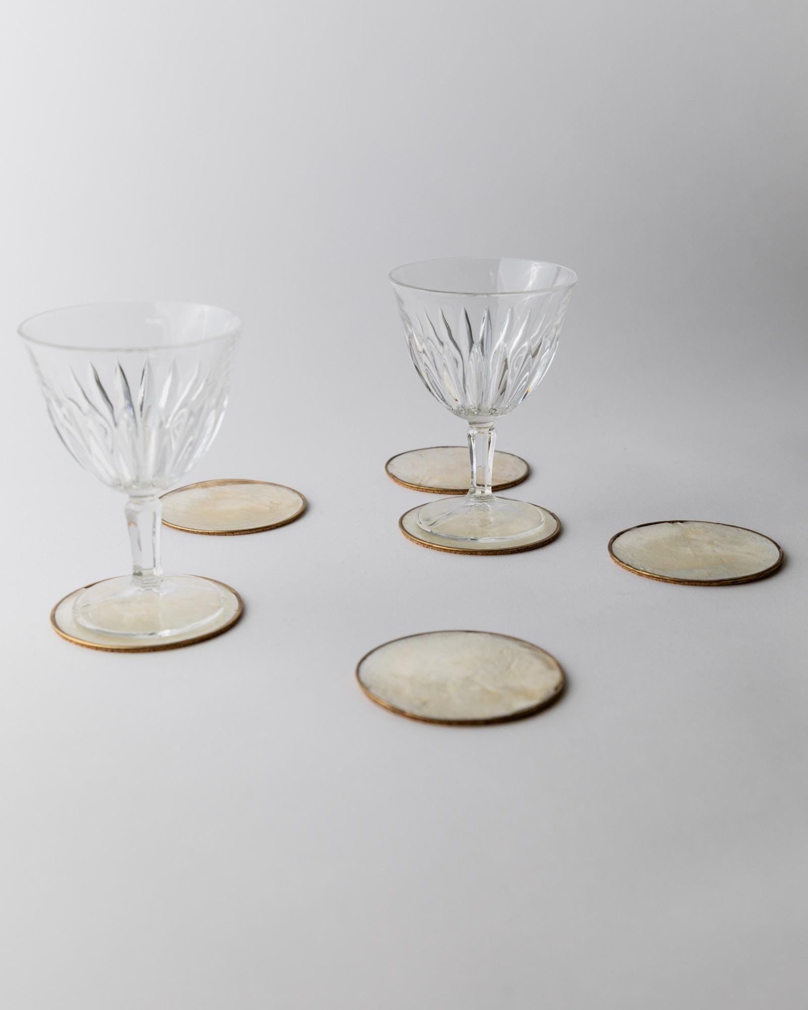 Vintage Untersetzer Set von 6 Perlmutt mit Messingrand und Korkboden VintagePerlmutt