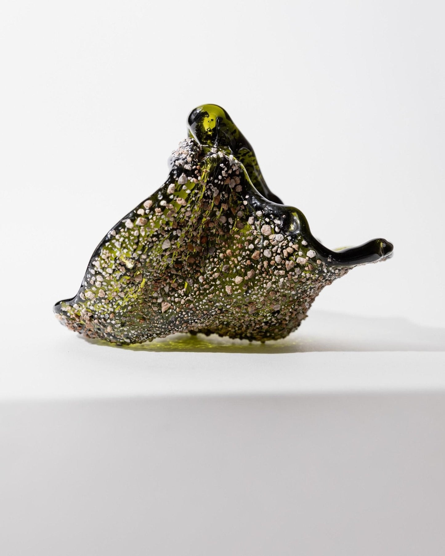 Vintage Murano Glasschale mit Steineinlagen, Dunkelgrün