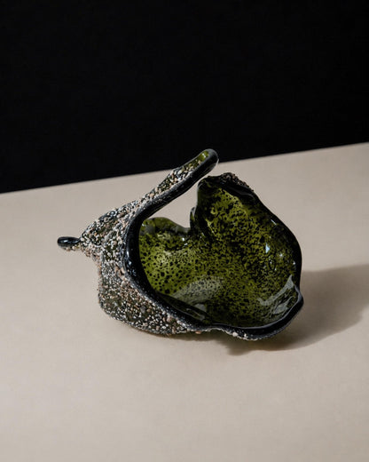 Vintage Murano Glasschale mit Steineinlagen, Dunkelgrün