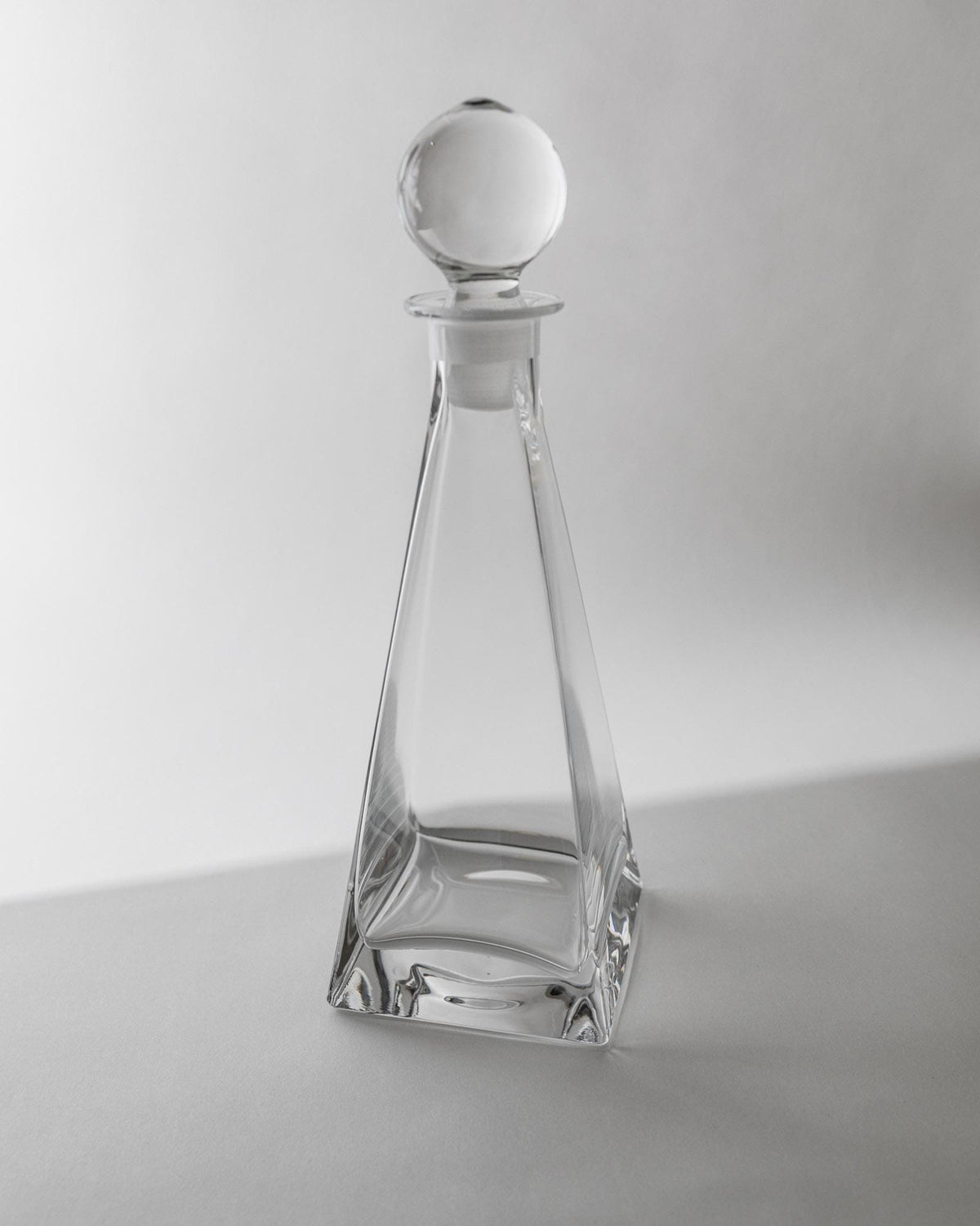 Vintage Dekanter Pyramid von Linea 7 für Linea 7 Kristallklares Kristallglas