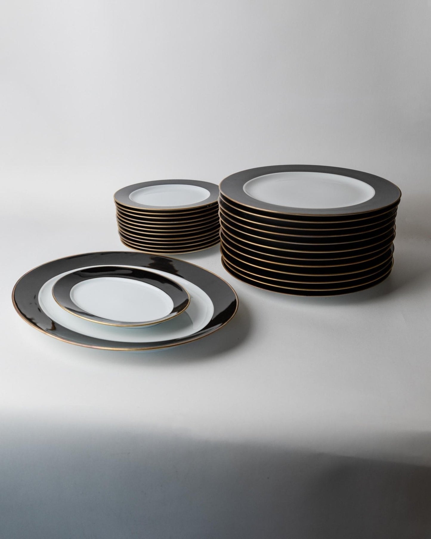 Vintage Geschirrset für 12 Personen von Eschenbach Bavaria, Schwarz-Weiß-Gold