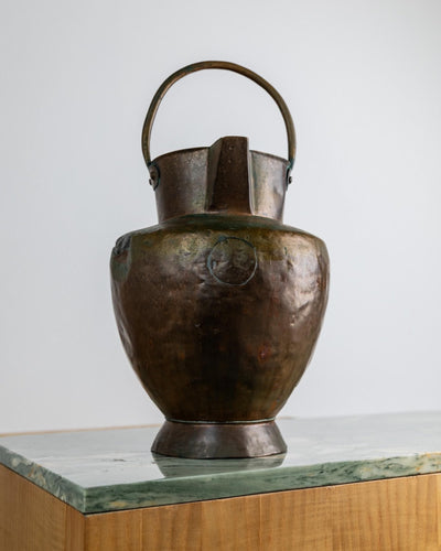 Cruche vintage en métal cuivre et laiton avec anse, design rustique de maison de campagne