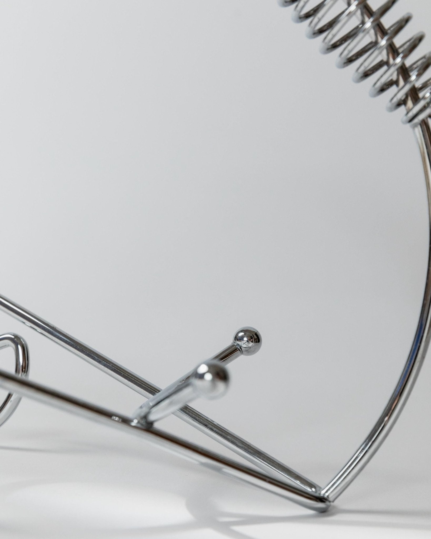 Vintage Flaschenhalter aus Chrom mit Spiralgriff