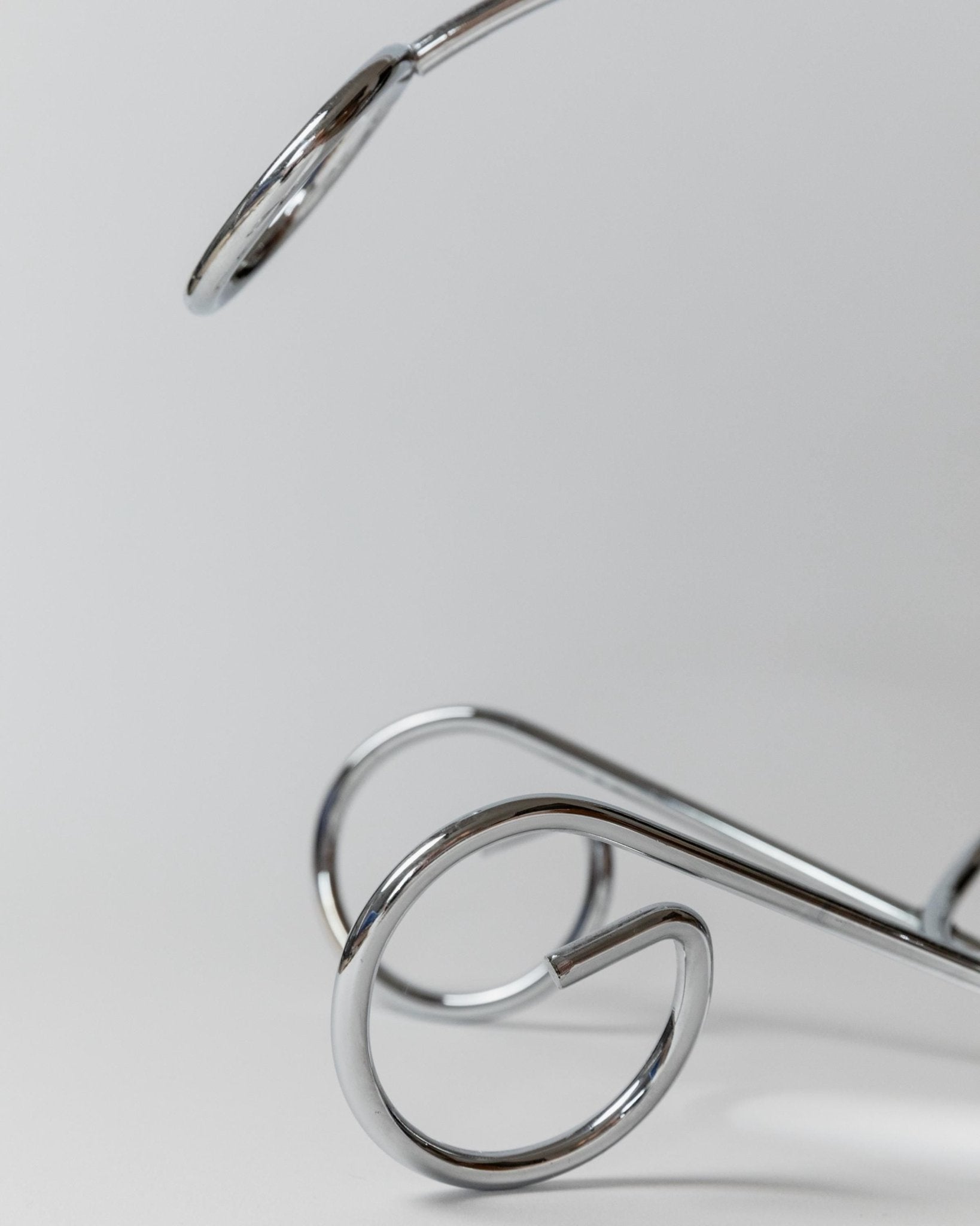 Vintage Flaschenhalter aus Chrom mit Spiralgriff