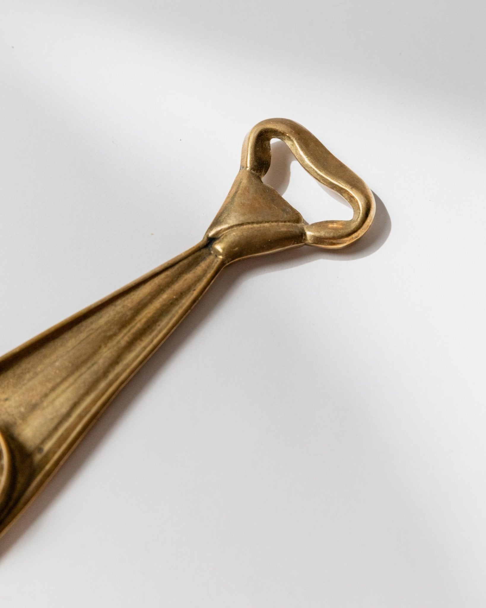 Vintage Flaschenöffner Krawattenform von Vezzani für Vezzani