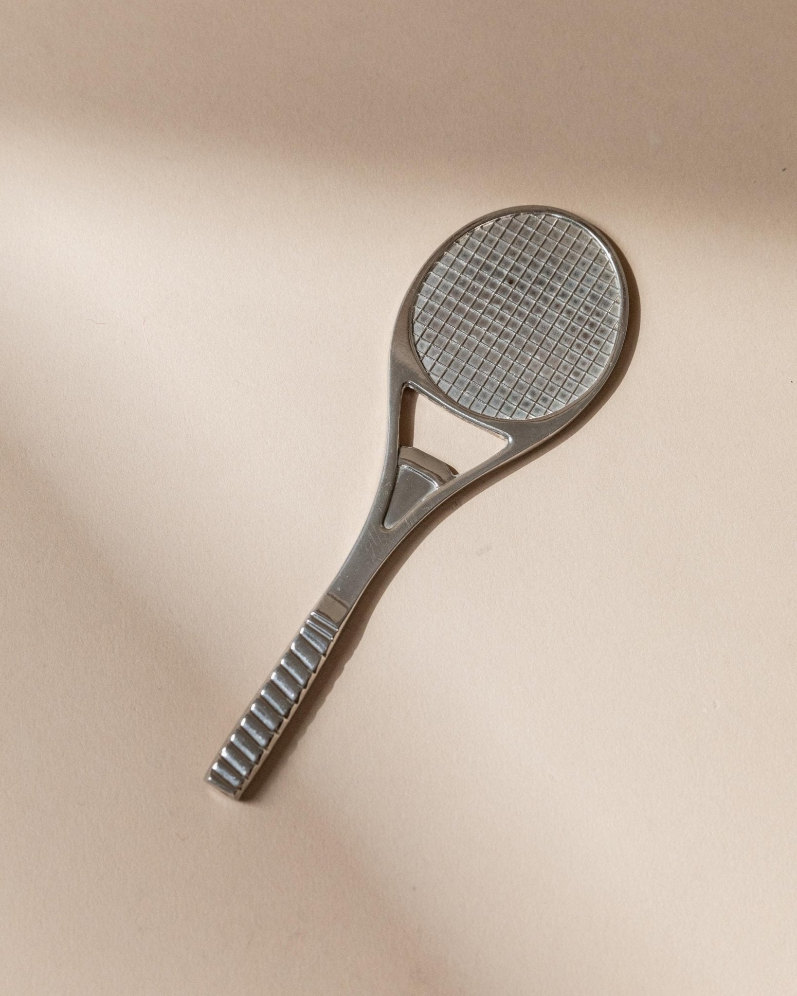 Botel Racket Vintage Tennis Racket Bottle Opener - Silver Perrier – 2nd home