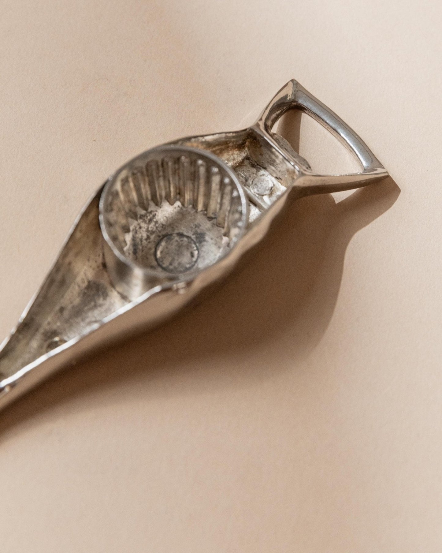 Vintage Flaschenöffner Gans-Form versilbert aus Italien 1960er elegant retro