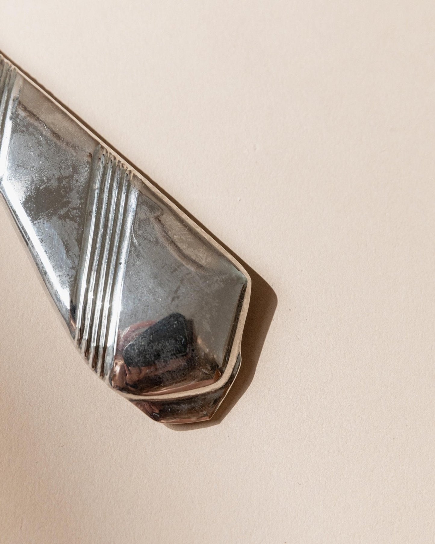 Vintage Flaschenöffner Krawattenform versilbert aus Italien retro elegant