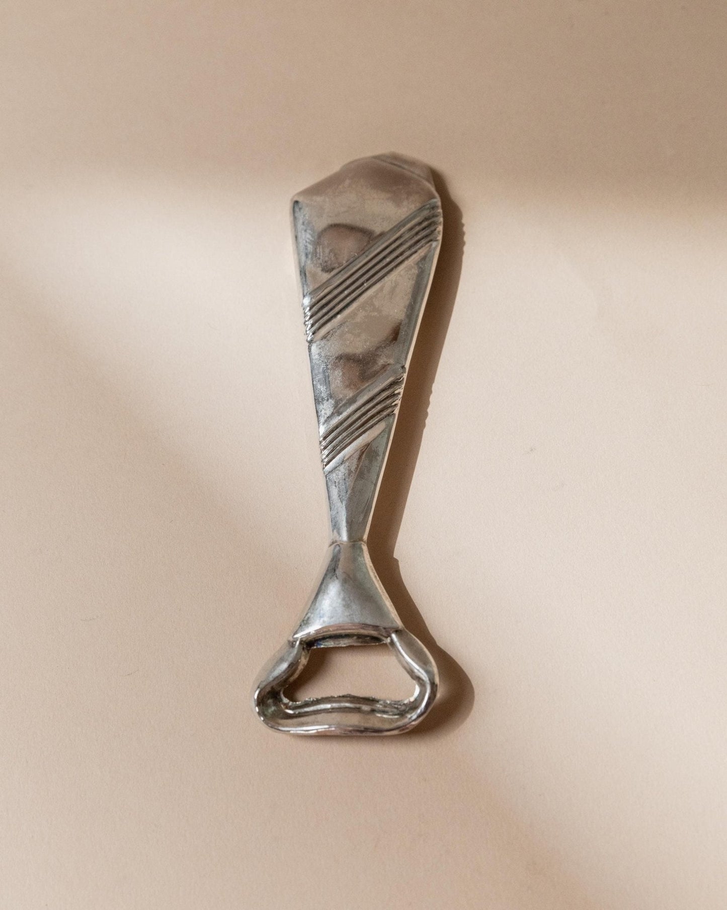 Vintage Flaschenöffner Krawattenform versilbert aus Italien retro elegant