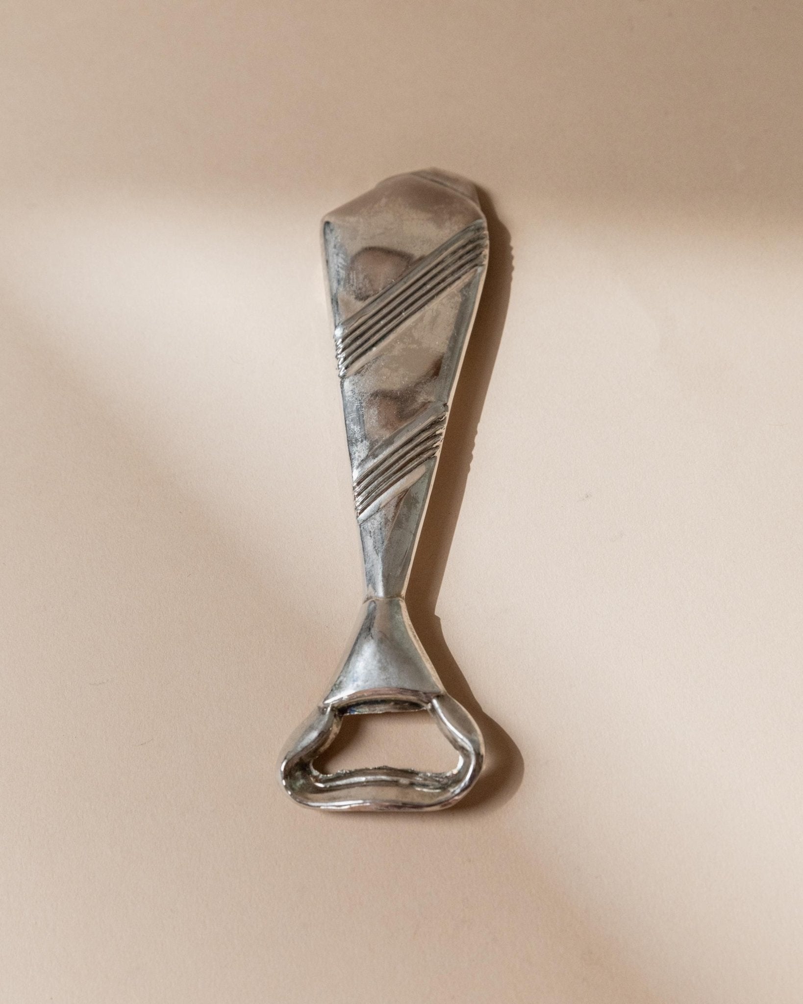 Vintage Flaschenöffner Krawattenform versilbert aus Italien retro elegant