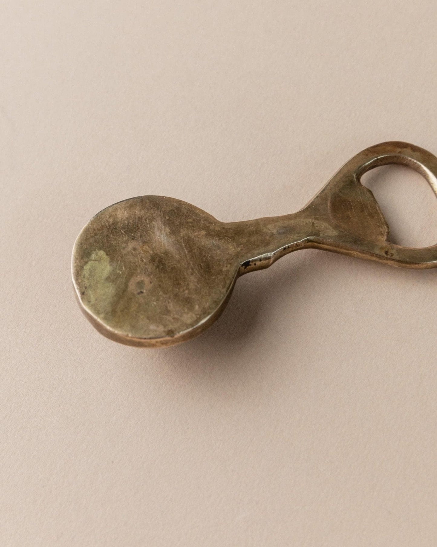 Décapsuleur vintage en forme de balle de golf en laiton, design du milieu du siècle, Italie, années 1960