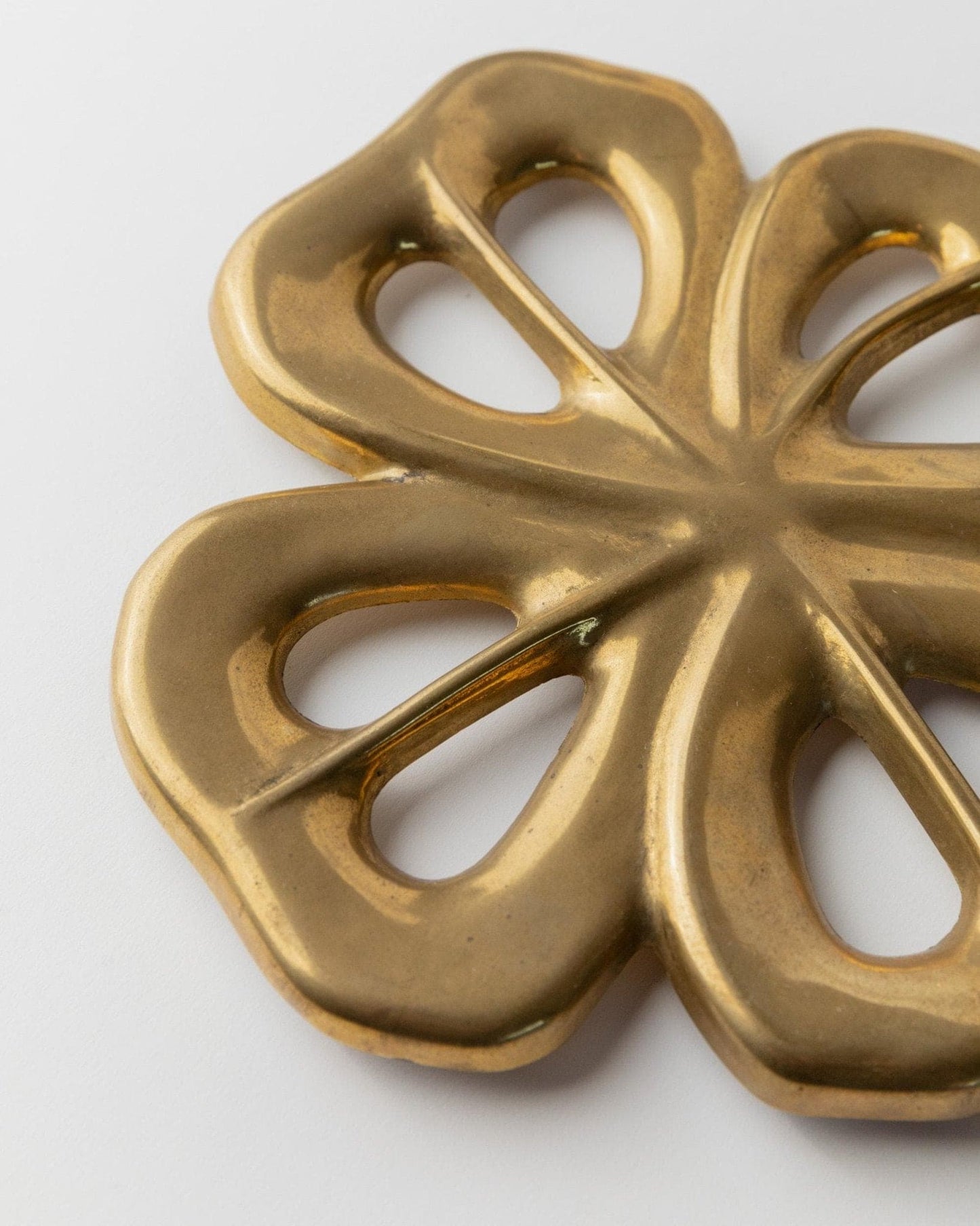 Vintage Untersetzer Blattform Messing Patina 1960er